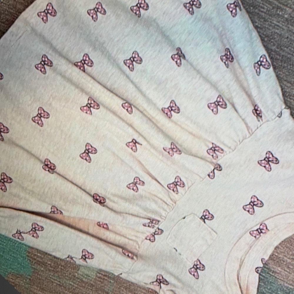 Butterfly print fabric comfort blouse